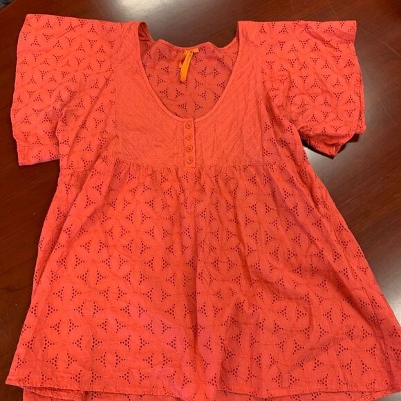 BCBGeneration Rust Eyelet Lace Blouse sz L - Picture 1 of 4